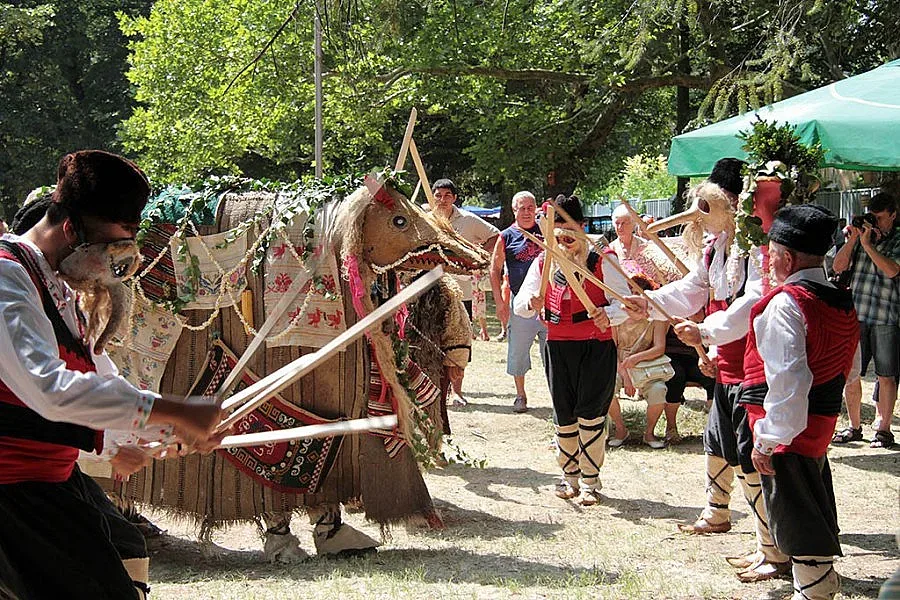 Звезди, нестинари и над 3500 певци и музиканти събира Богородична стъпка