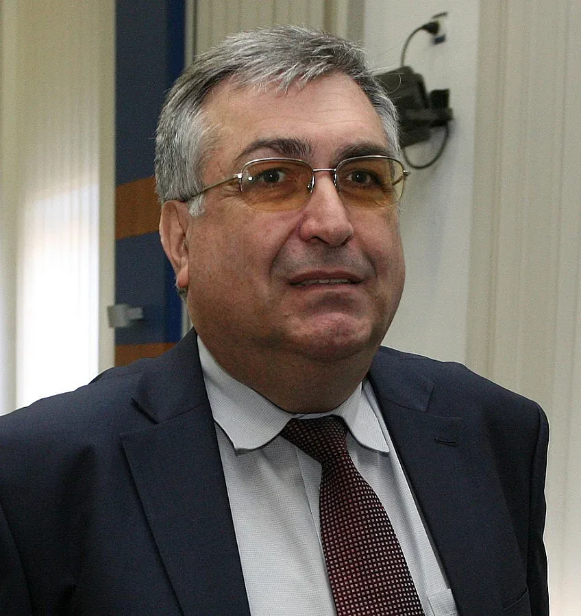 Проф. Георги Петков Близнашки - служебен премиер