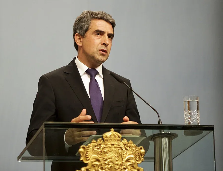 Президентът представя служебното правителство