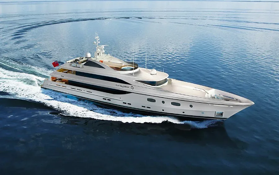 220 000 евро за суперяхта под наем