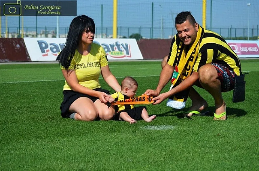 Хвърлиха пъпа на бебе в Коматево