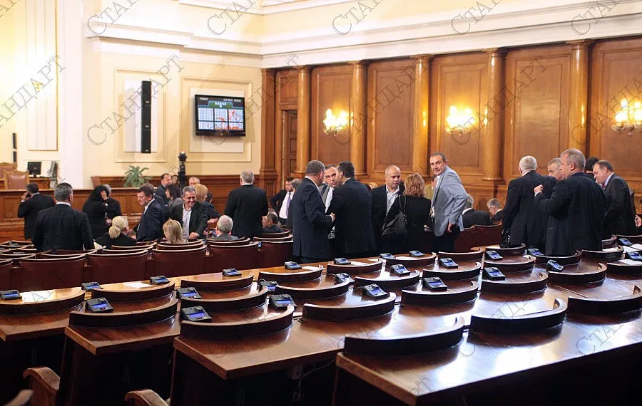 На последно заседание НС актуализира бюджета на Здравната каса