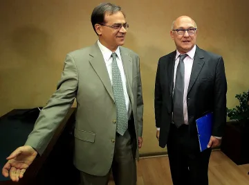 Гръцкият финансов министър призова за "национален план за растеж"