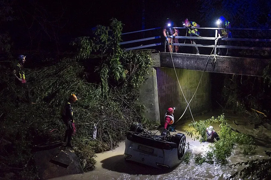 Река отнесе фестивал в Италия