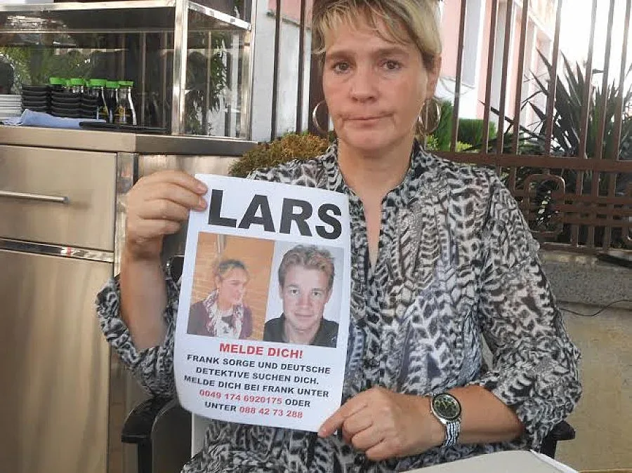 Частни детективи от Германия търсят Ларс