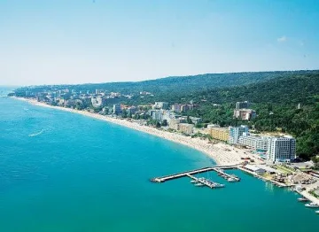 На Златните още търсят готвачи