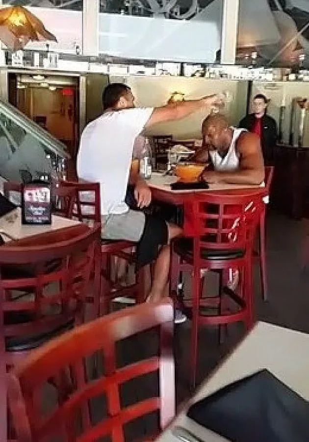 Бригс контузи Кличко в ресторант