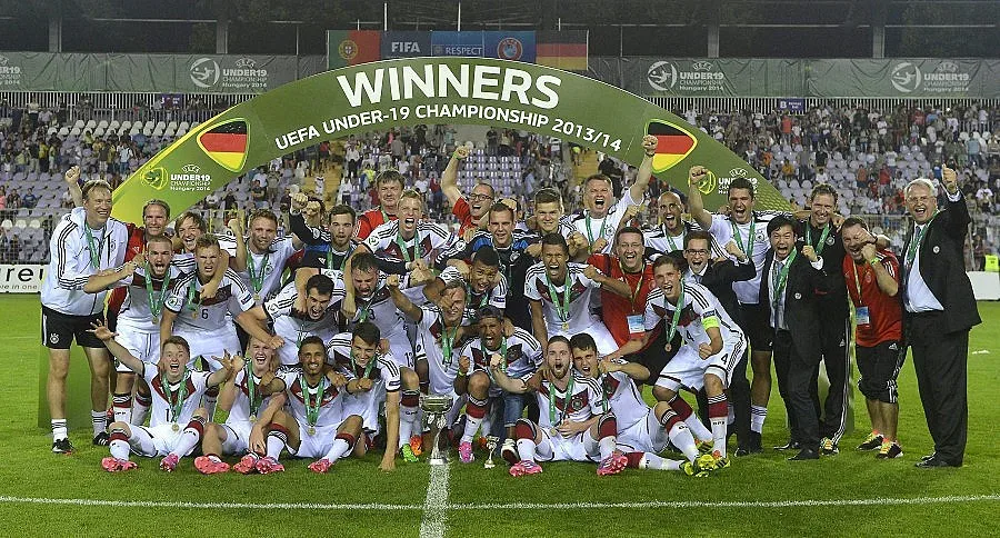 Арест за черно тото подпали националите