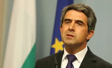 Плевнелиев разкри подмолния план на Радев за властта. Закова го!