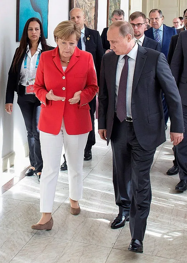 Германия отрече да е имало тайни преговори с Русия