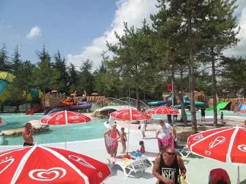 В Албена откриха най-модерния в Европа аквапарк