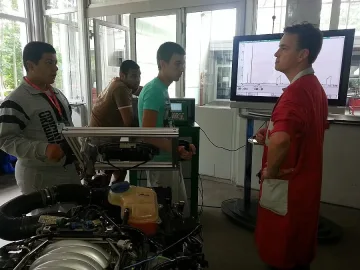 Възпитаниците от Кърджали с отлична оценка от практика в Австрия