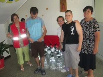 Kърджалийци дариха 995 л. вoда на социалните заведения