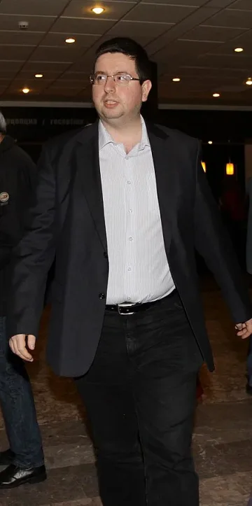 Дупката в хазната удари 1 млрд. лв.