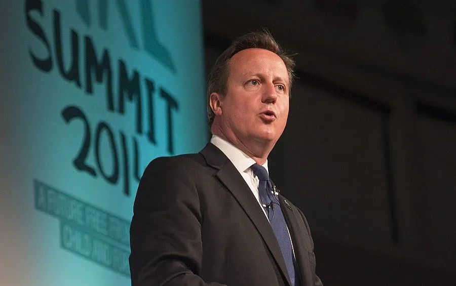 Лондон орязва още помощите за имигранти