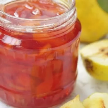 Продават фабрика за сладка за $12 млн.