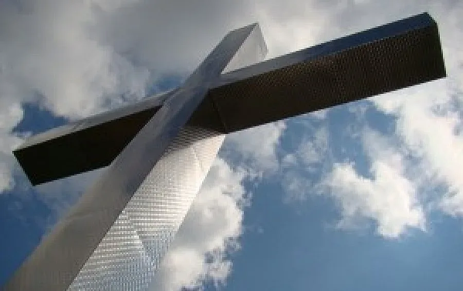 Вдигат още 5 църкви в София