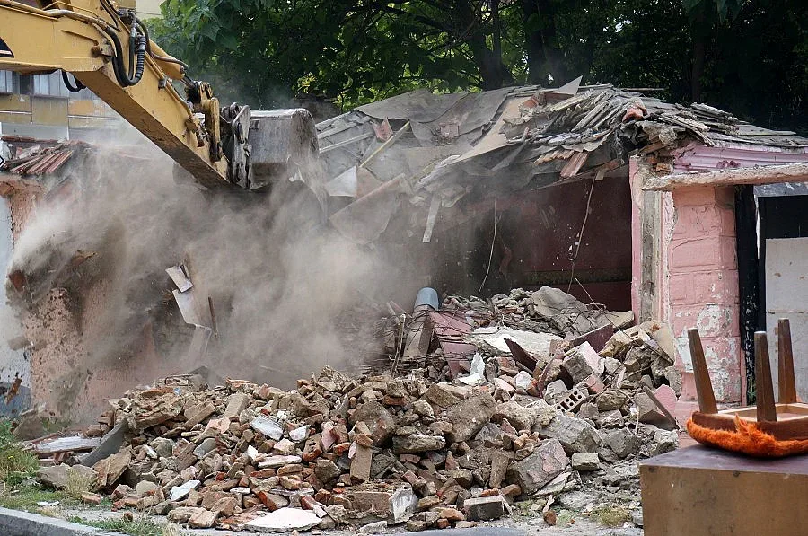 Роми от "Факултета" на протест за узаконяване на домовете им