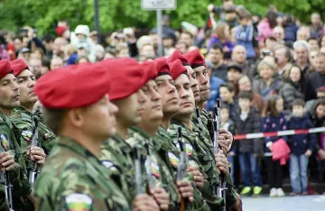 Нови униформи за армията