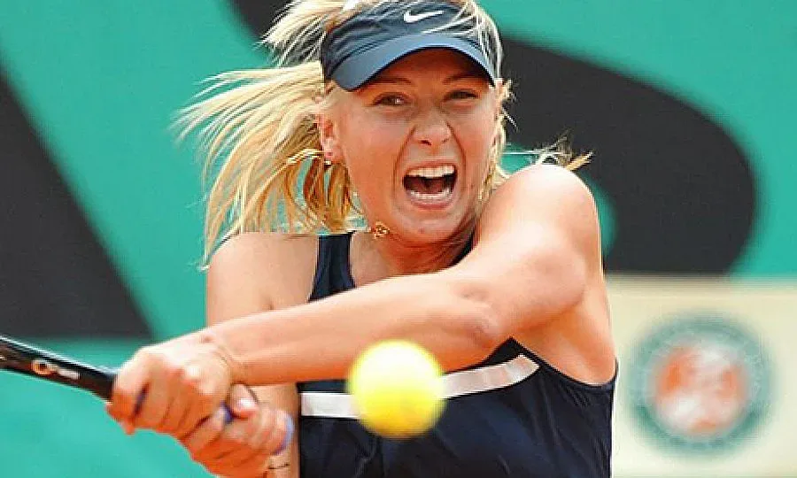 Депутат скочи на Маша заради бонбони