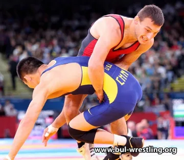 Костадинов остана без медал в Баку