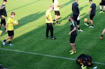 Вуцов-младши тренира бразилец