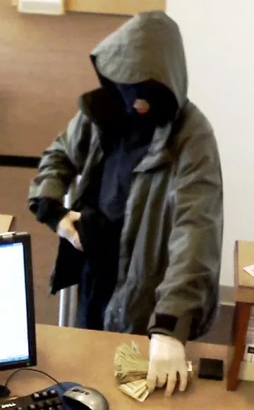 Бурканбанк събуди апашите