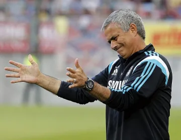 Моуриньо: Дрогба придналежи в Челси 