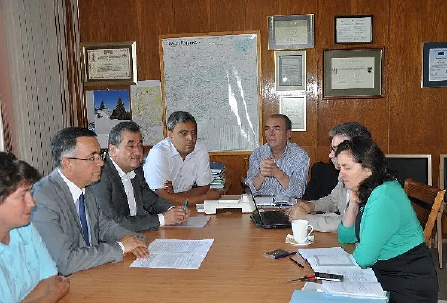 Бобева: Опасност от загуба на европари при забавяне на връзката с Гърция 