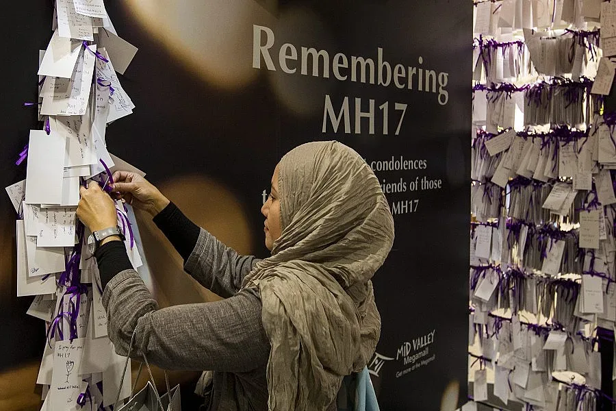 РИА Новости: Тренировка на украинско ПВО е свалила MH17