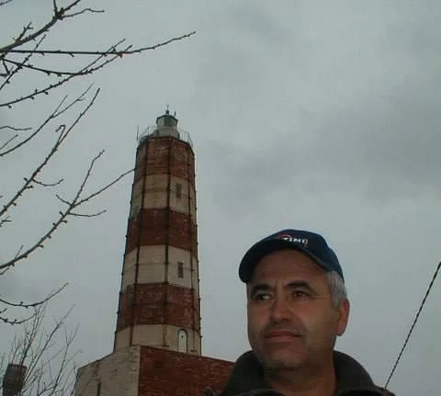 Фараджия открива немски мини в морето