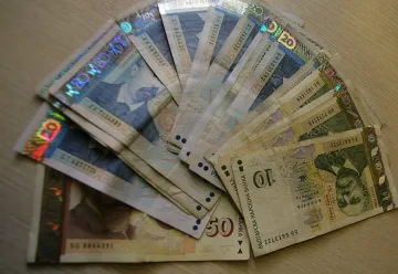 Печатните медии с трохи от държавните поръчки