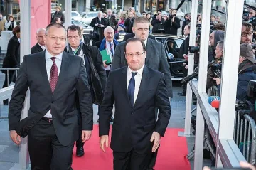 Танцуващият с вълци