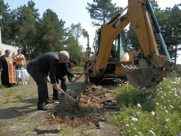 Село строи площад за 180 хил.лв.