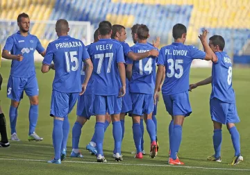 Мтел спонсорира "Левски" още една година 