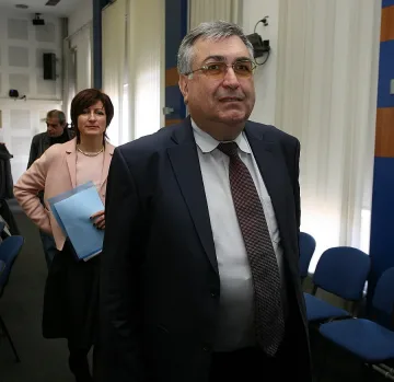 И Близнашки в рулетката за служебен премиер