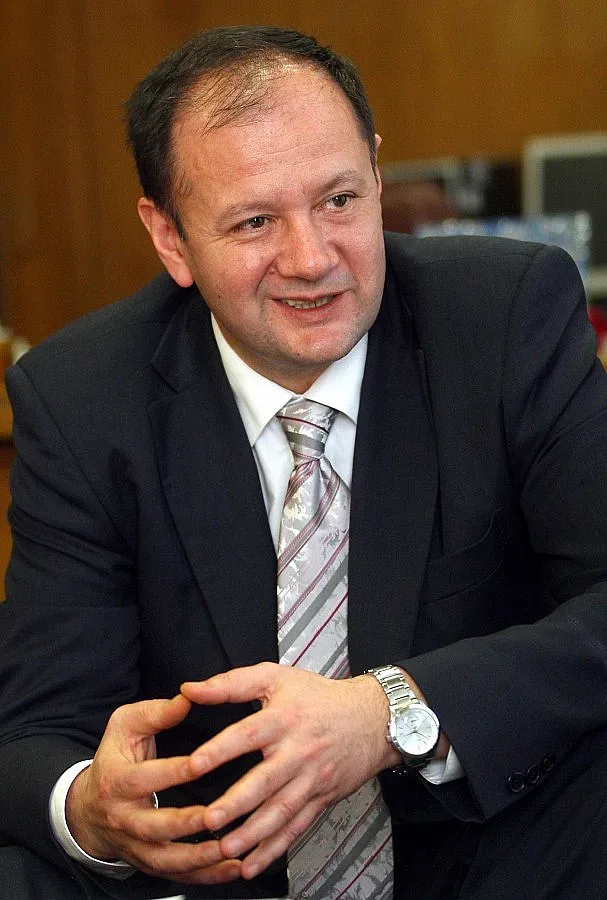 Напливът от спасители на БСП ме плаши