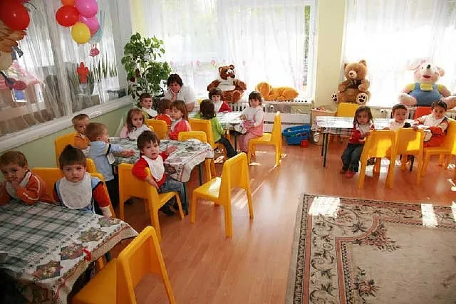 Намалява броят на малчуганите в яслите на област Добрич