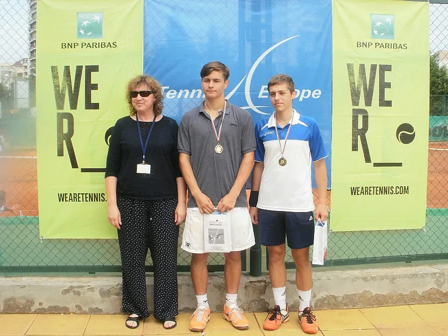 Българска двойка триумфира на „Дема Къп”