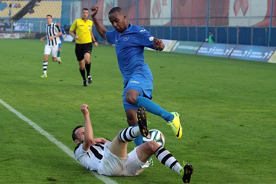 Свежа кръв от Испания  в "Левски" за дербито