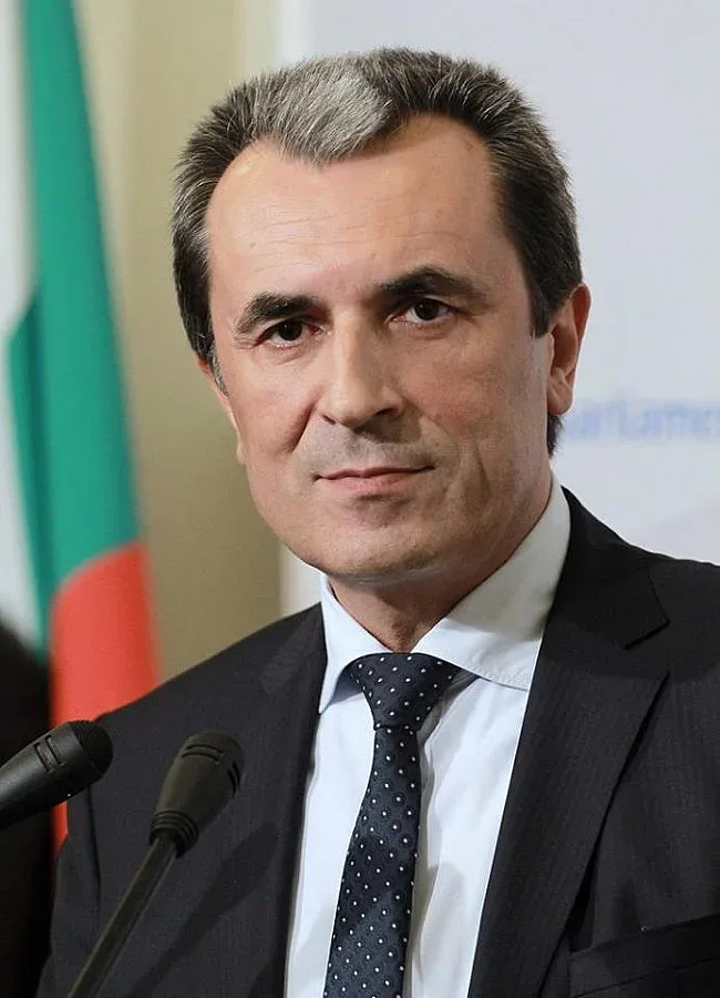 Орешарски: Дебатът у нас е кой управлява, а не как