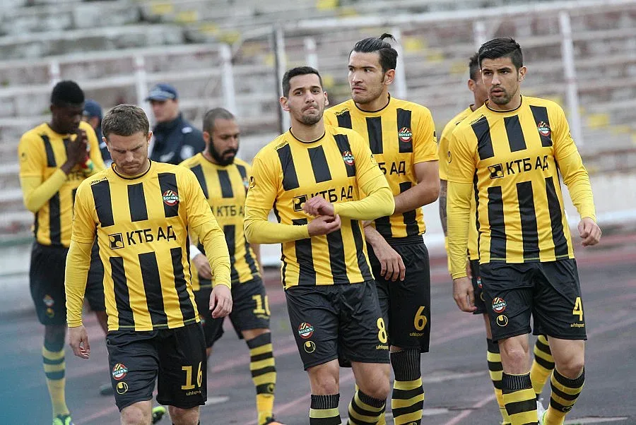 Бенга изнудва "Ботев" за пари