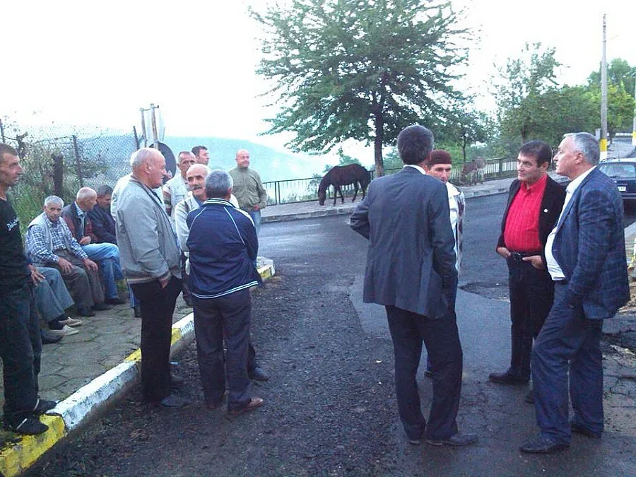 Депутатът Милко Багдасаров даде ифтар в Ардинско