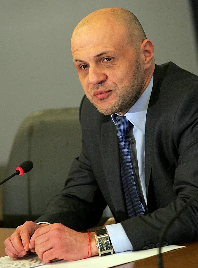 Всичко работи за Кристалина, без родината й