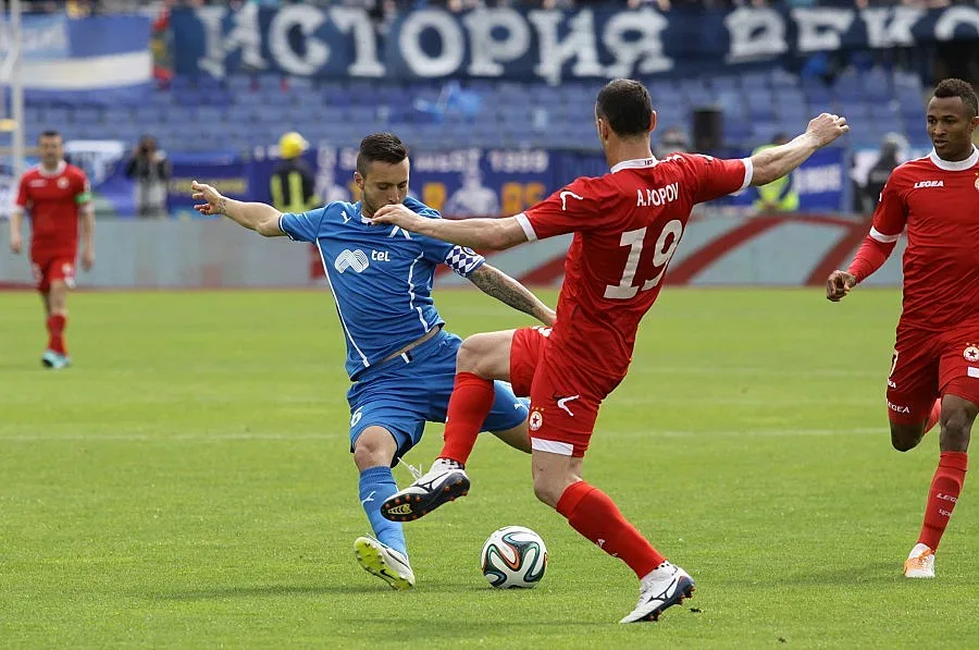 „Футбол Про Медиа“ плати 40% за ТВ правата