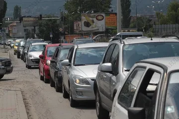 Купихме над 10 000 нови коли