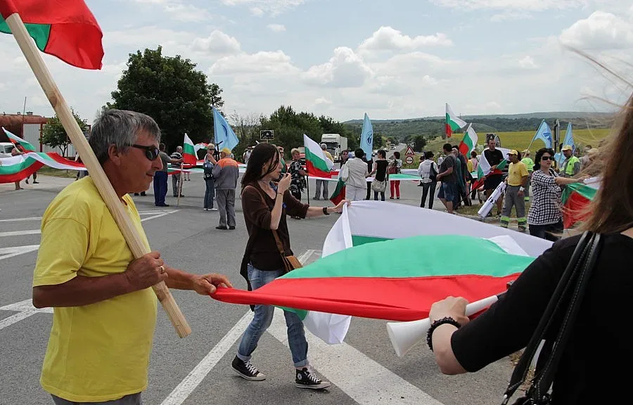 Строители спират работа по проекти с пари от ЕС