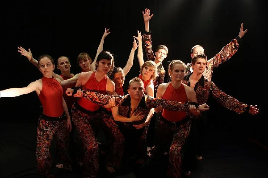 Белгийската танцова група ИНКАР гостува в Кърджали