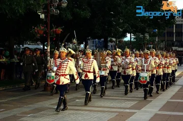 Нова паметна плоча, молебен и концерт за Илинден