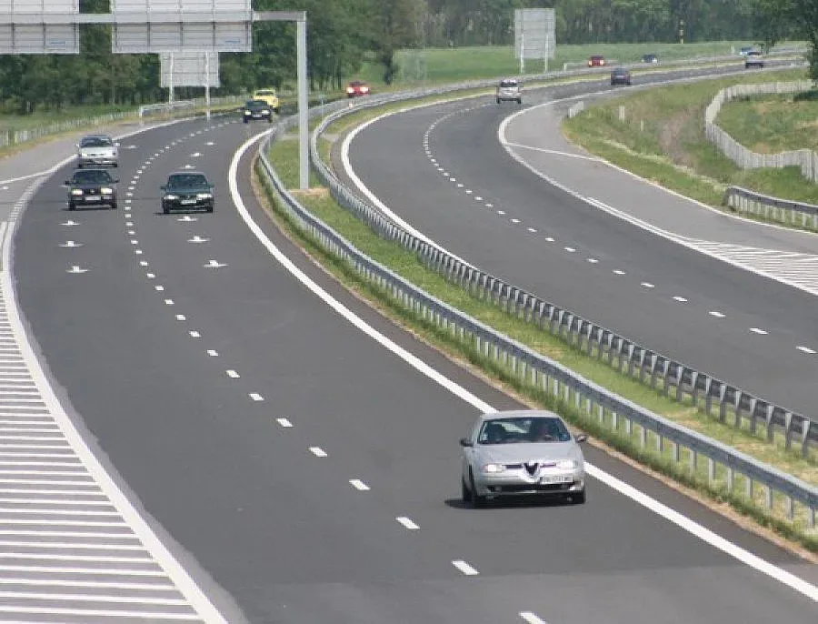Трафикът за Слънчев бряг вече заобикаля Бургас